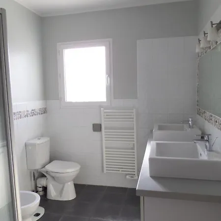 Semesterbostad Piscine Vue