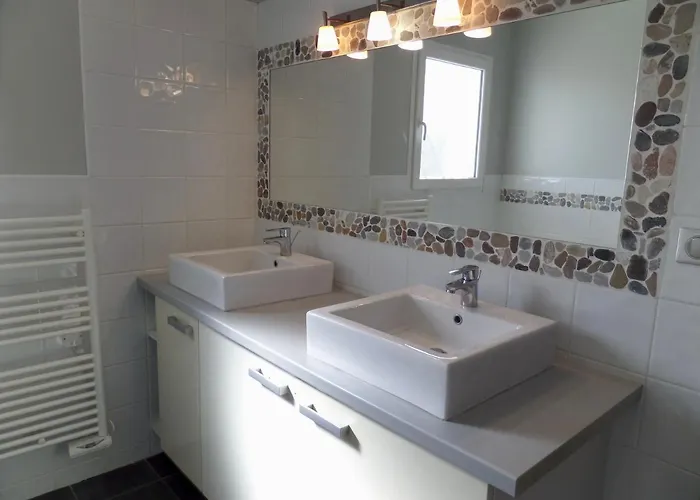 Piscine Vue * Pietrosella